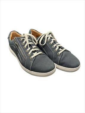 Clarks Navy Blue Nalle Lace Sneakers